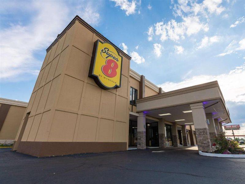 Super 8 By Wyndham Goldsboro Motel Ngoại thất bức ảnh