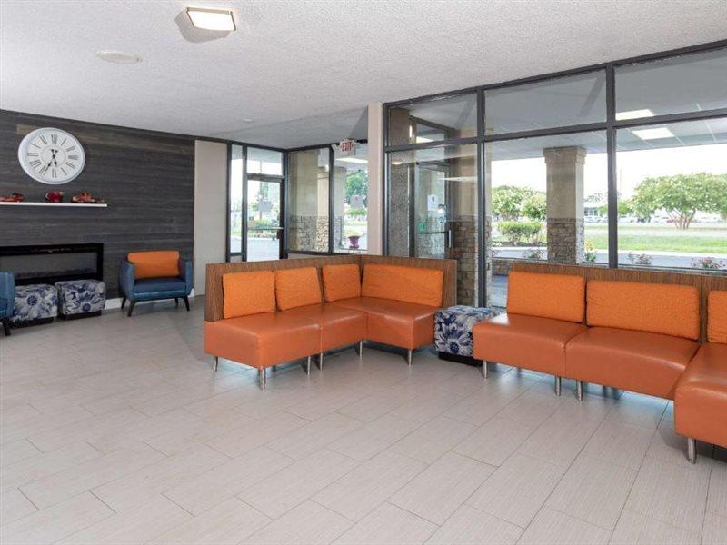 Super 8 By Wyndham Goldsboro Motel Ngoại thất bức ảnh